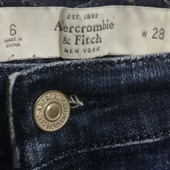 Abercrombie&Fitch Denim Shorts - Picture 2 of 8